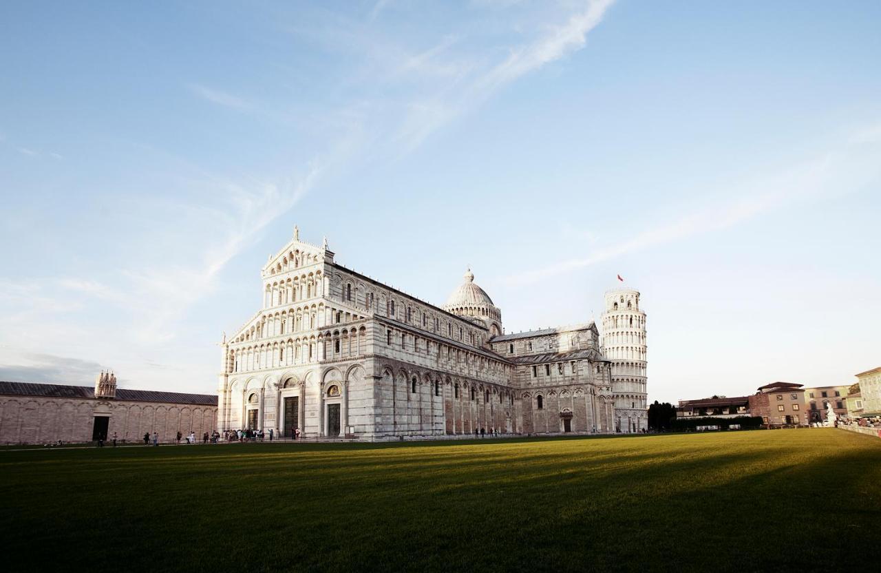 Almadelena Guest House Pisa Bagian luar foto